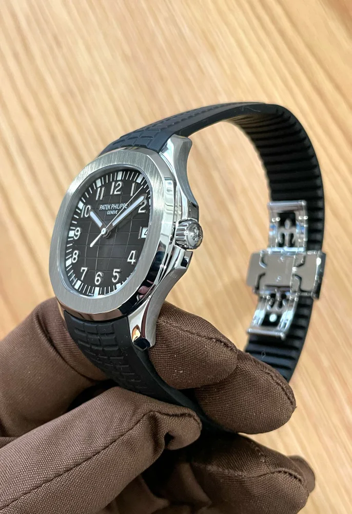 Patek Philippe Aquanaut Box & Papers